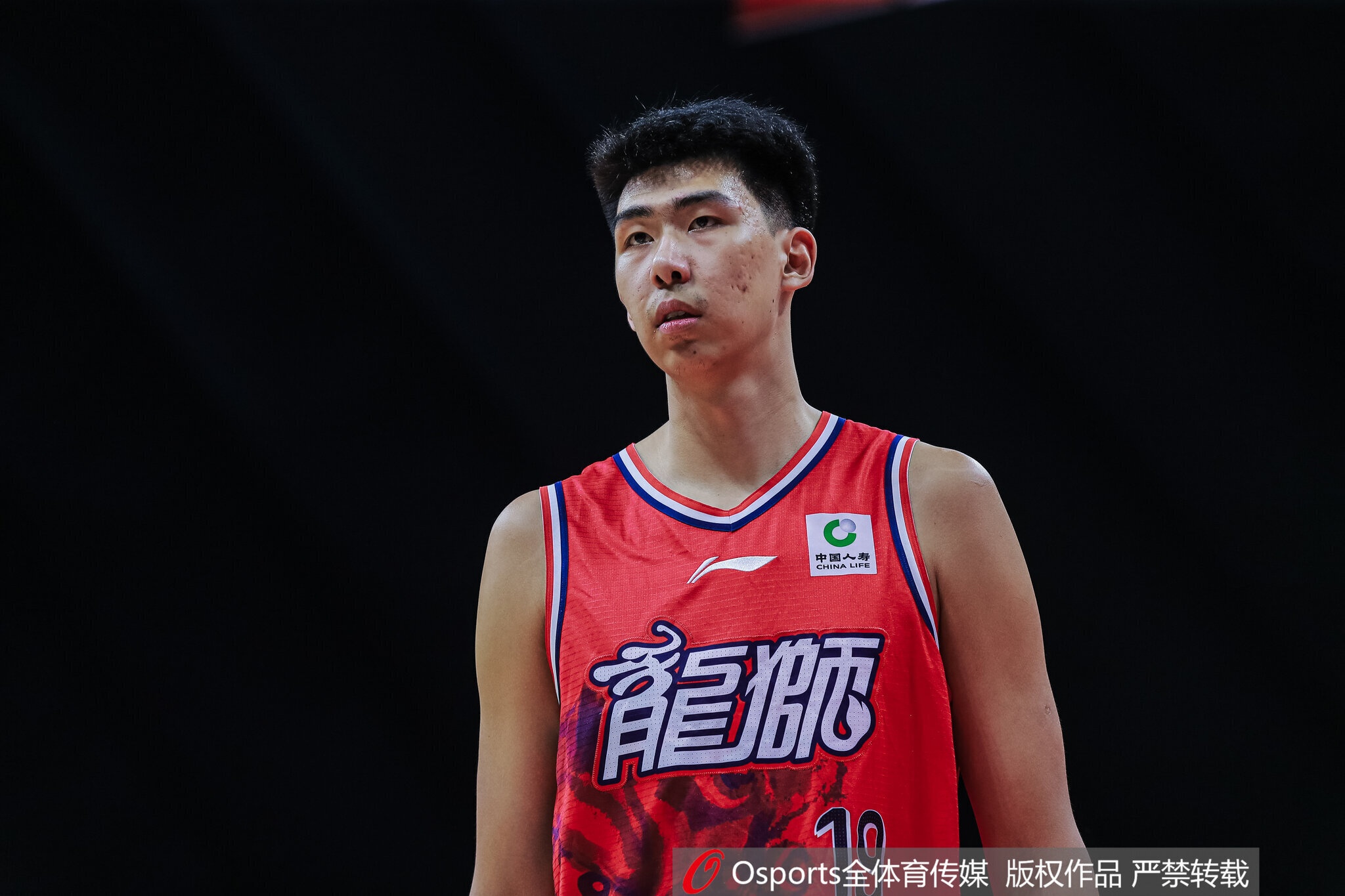在线试玩游戏-媒体人：徐昕防守面积有限 进攻手段偏少 但确实打得越来越好了